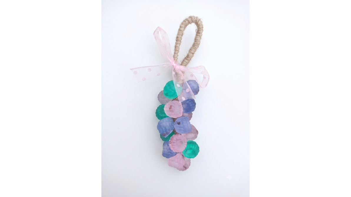 Gzen Handmade Berry Soap, realistic raspberry and blackberry design. Χειροποίητο αρωματικό σαπούνι σε σχήμα μούρα για δώρα, Λεμεσός Κύπρος.
