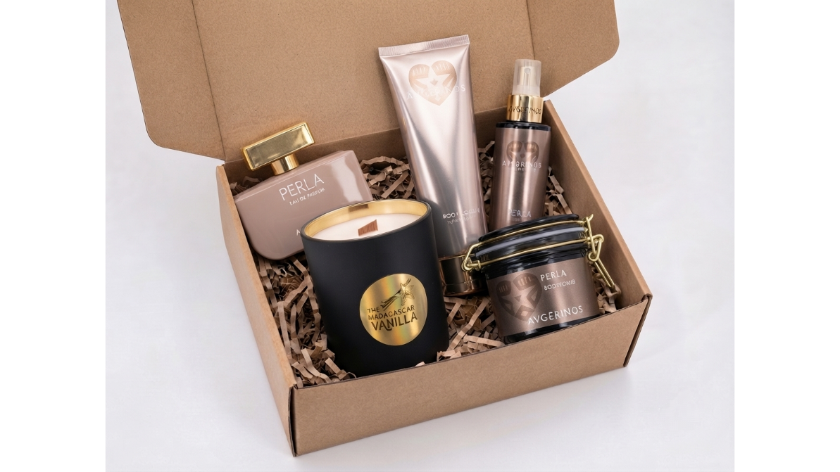 Gift Set | Perla Body Cream, Body Scrub, Perfume & Scented Soy Candle 400gr