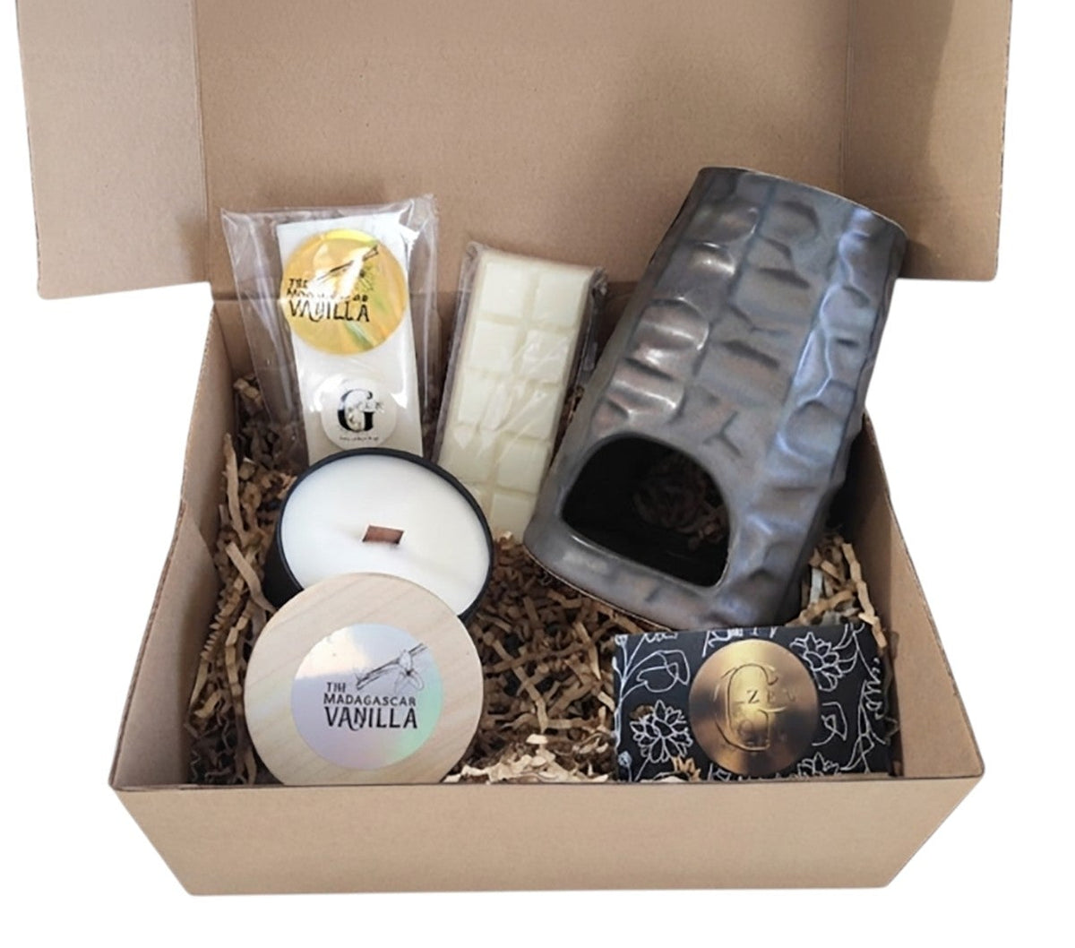 Gift Box | Soy Candle 225gr | Ceramic Burner | 2  x Soy Wax Melts