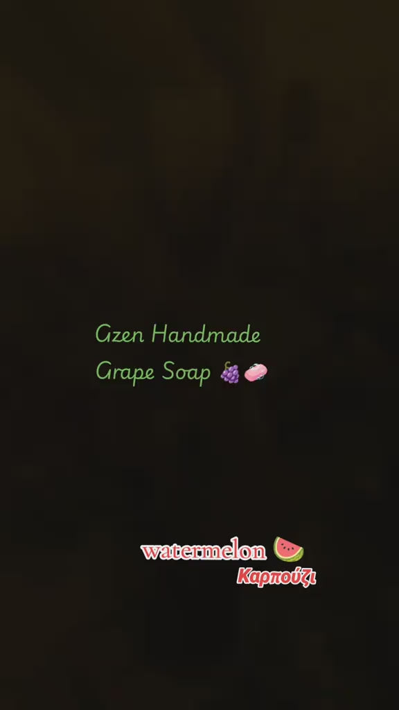 Handmade Berry Soap (Pink Clear Color & Poppy Seeds)