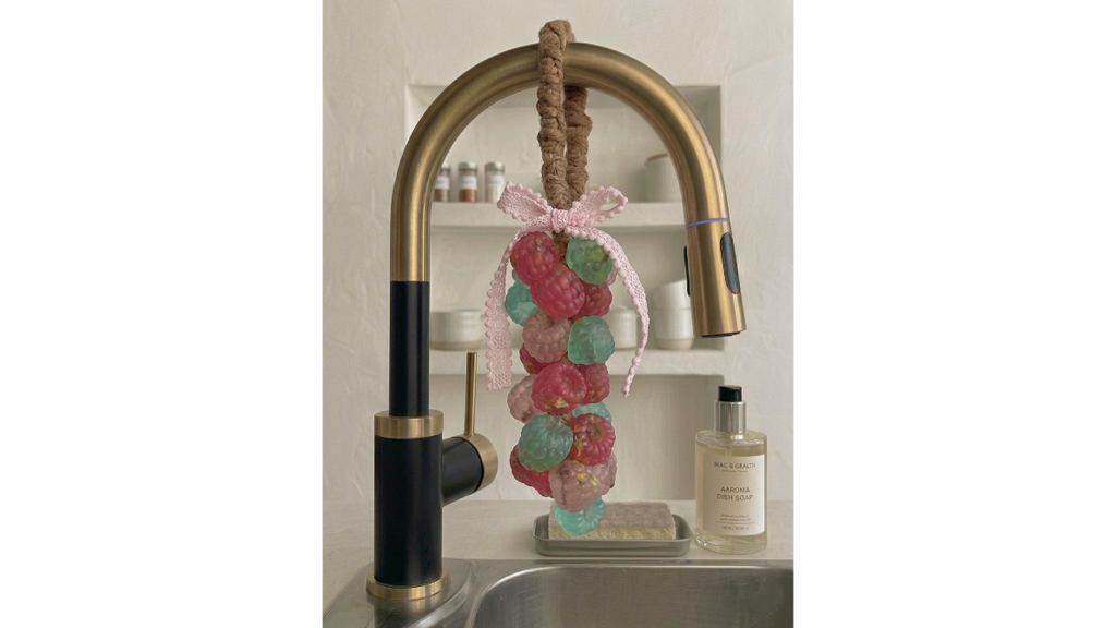 Luxury Grape Soap Bunch on a Rope (400g)