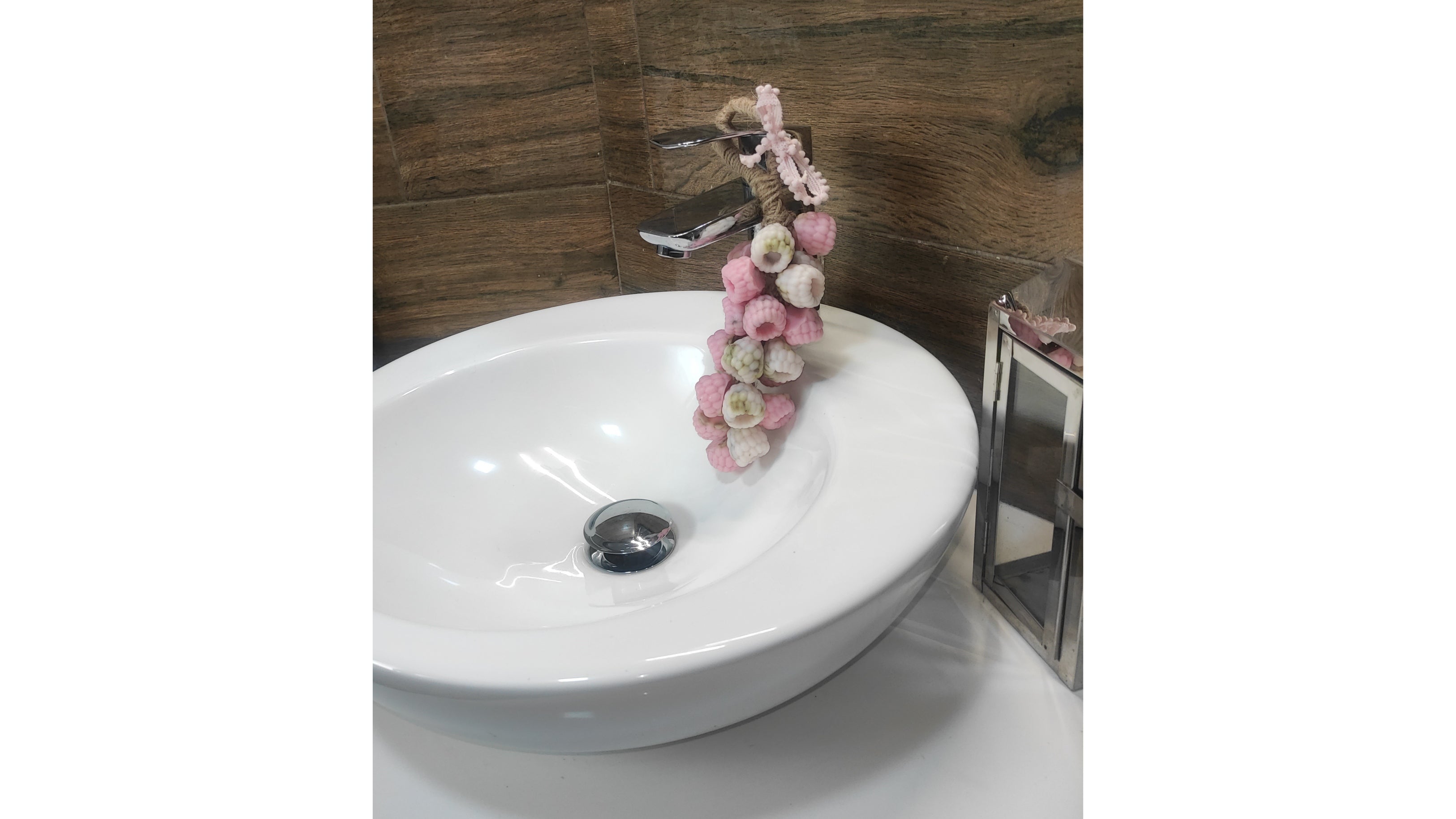 Luxury Grape Soap Bunch on a Rope (400g)
