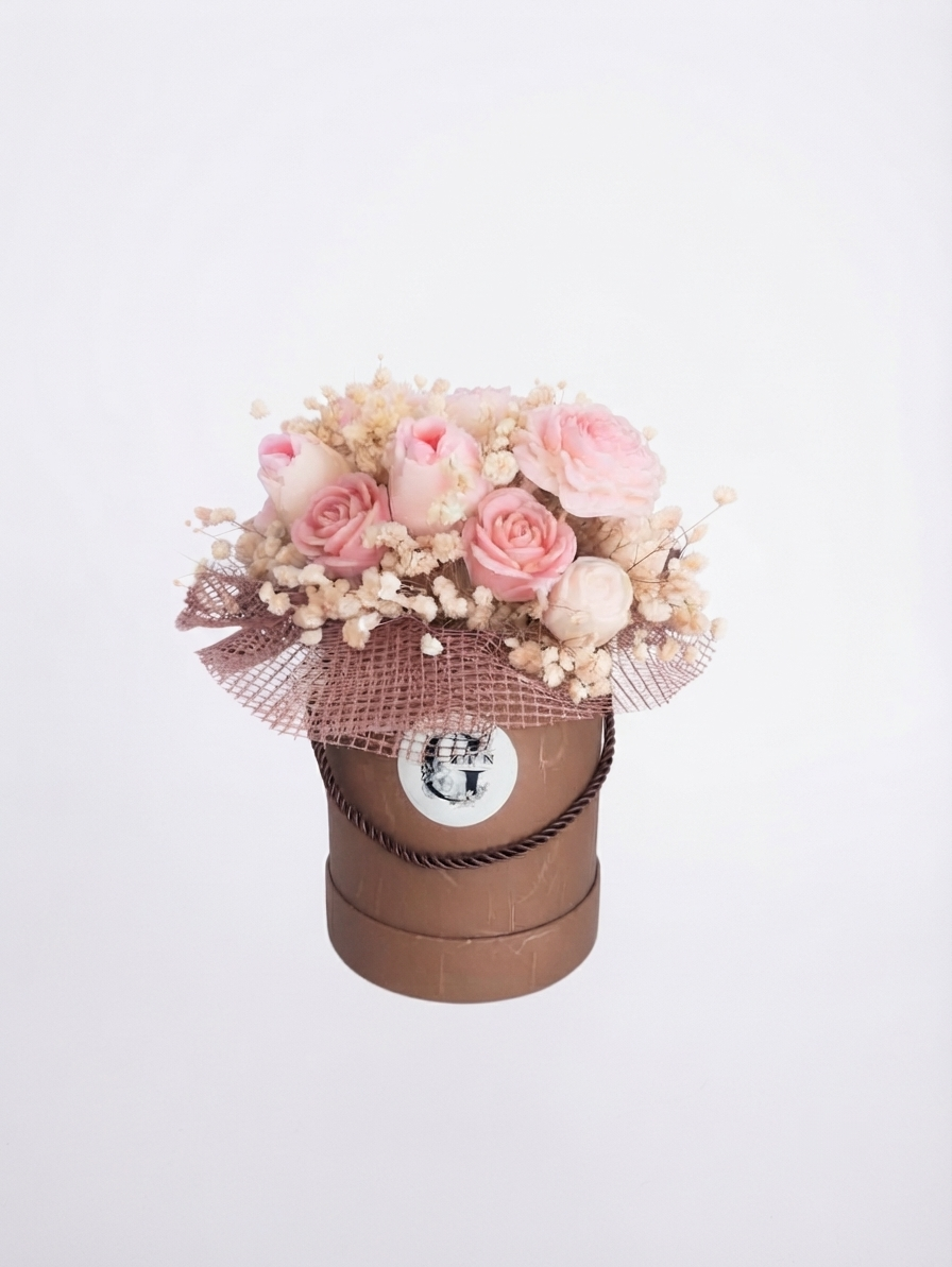 Scented Soy Wax Flower Bouquet | Gift Box | White Musk | S