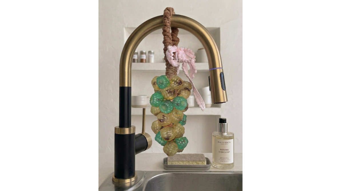 Luxury Grape Soap Bunch on a Rope (400g)