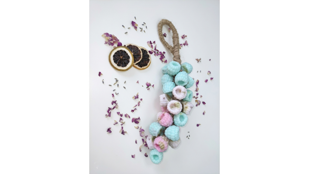 Luxury Grape Soap Bunch on a Rope (400g)